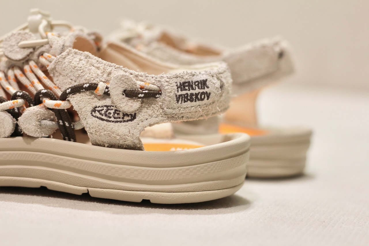 Uneek Lea Tangerine Cream Henrik Vibskov