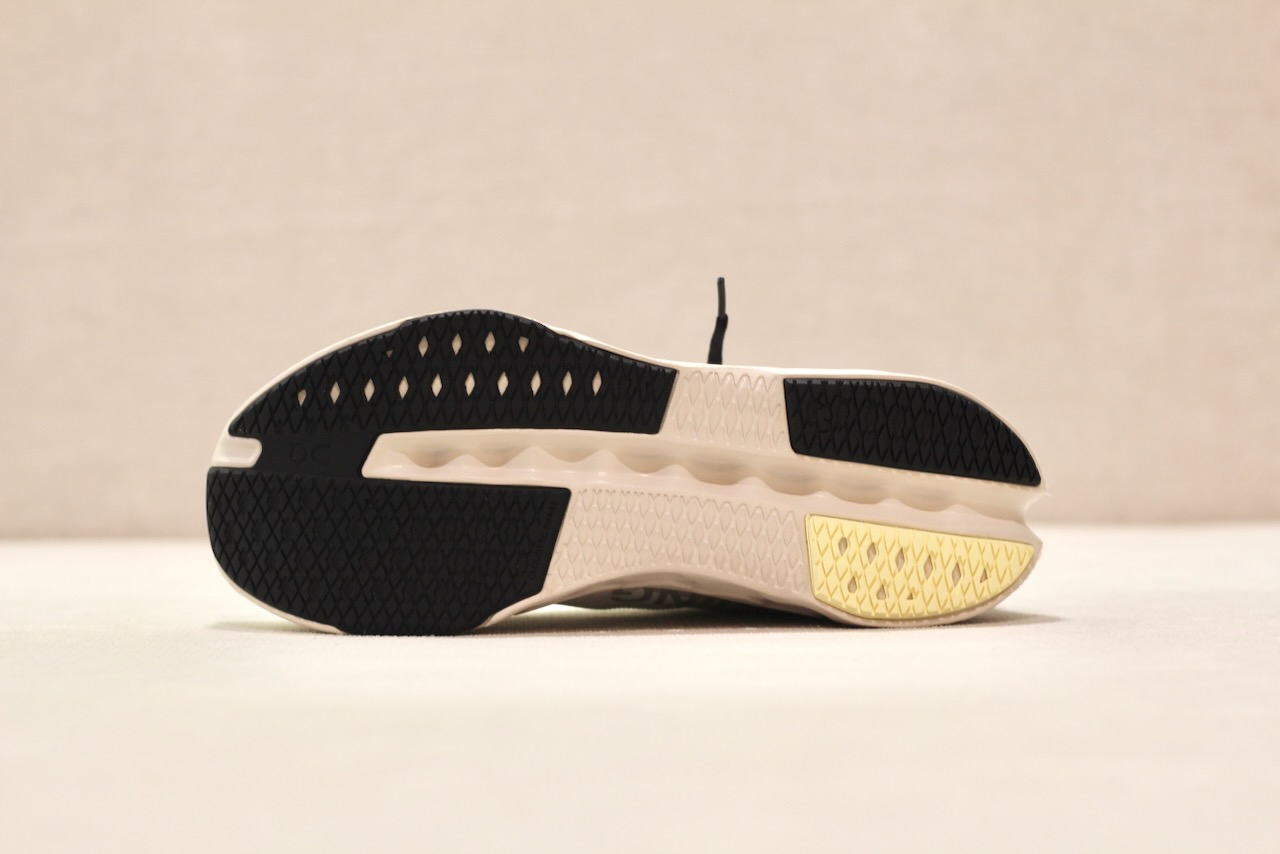 Cloudsurfer Next 1 Ivory Silver