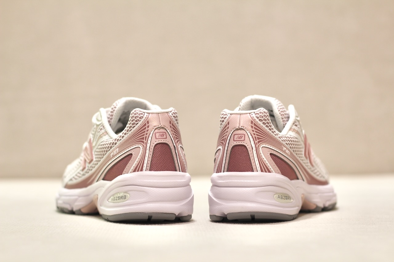 740 Rosewood White
