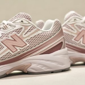 740 Rosewood White