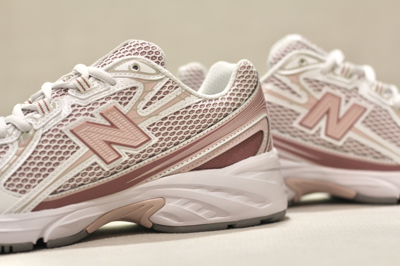 740 Rosewood White