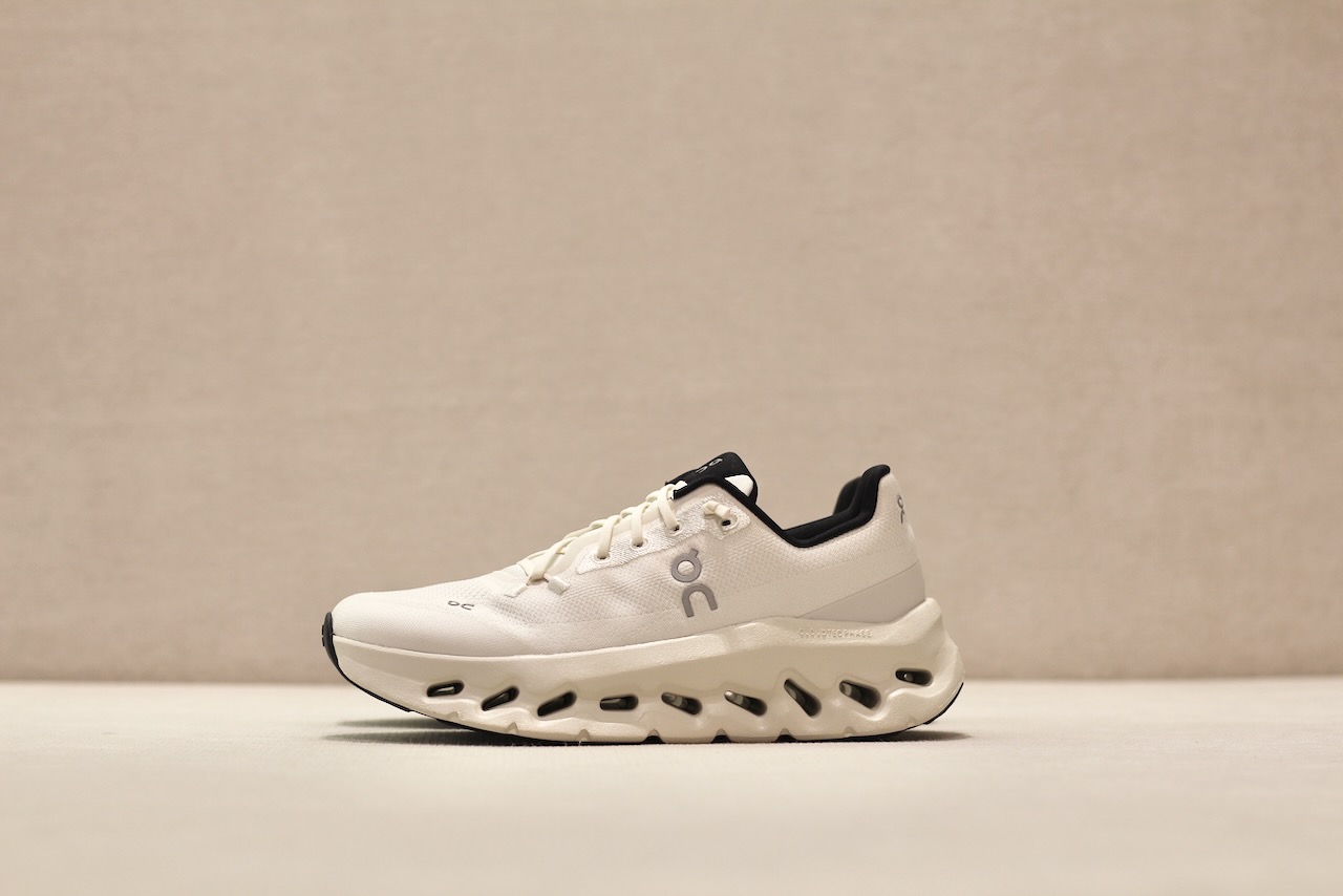 Cloud Tilt 1 W Pearl Ice