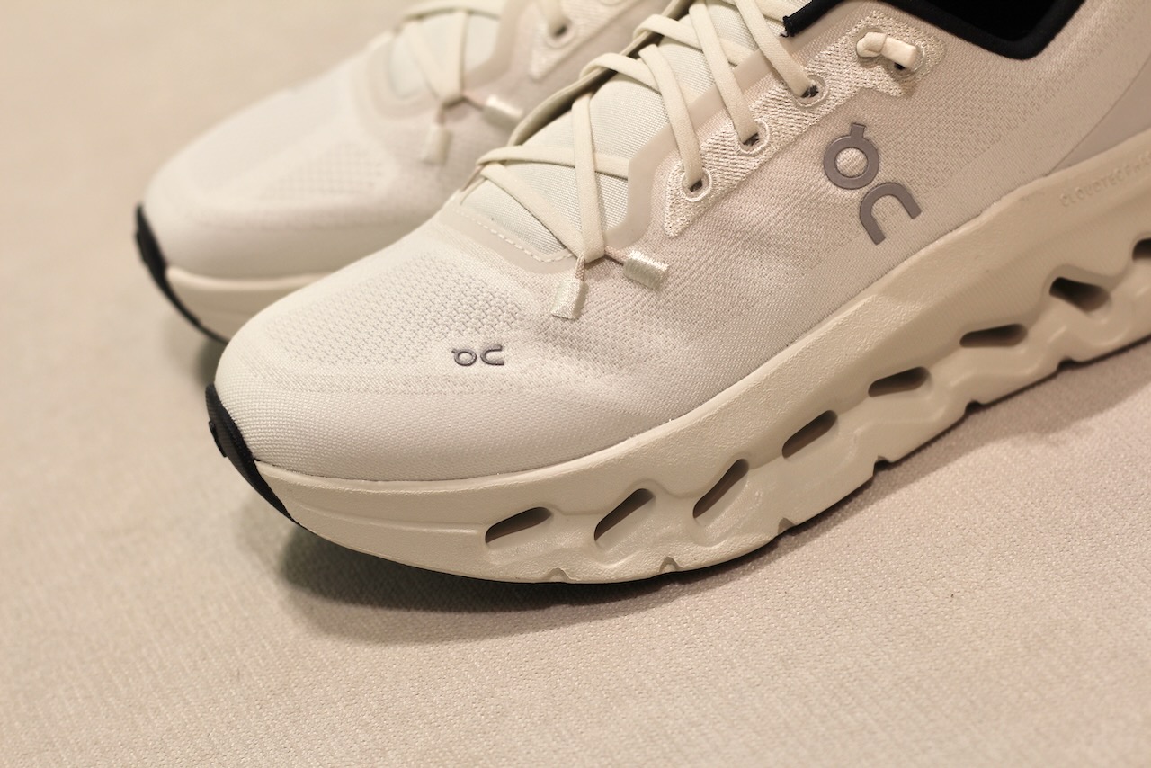Cloud Tilt 1 W Pearl Ice