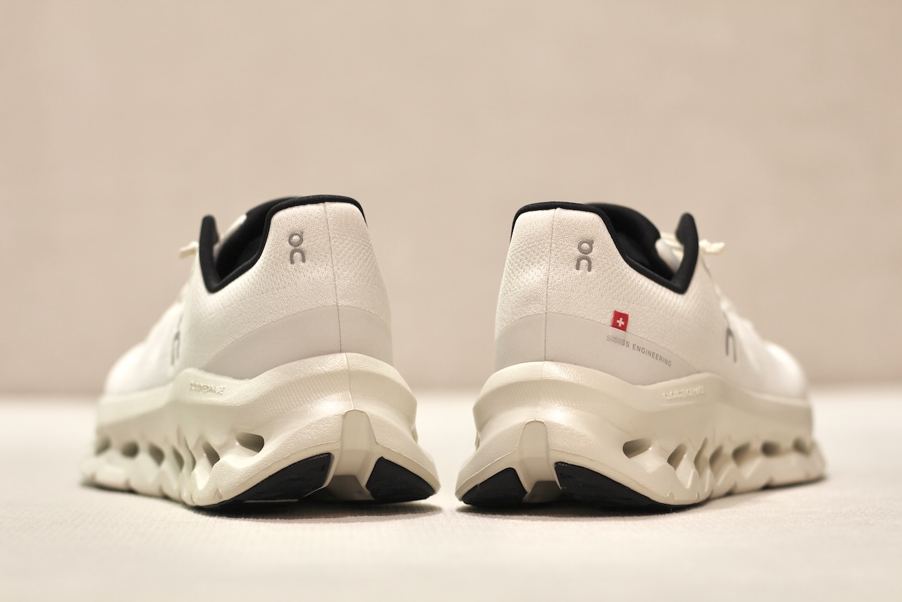Cloud Tilt 1 W Pearl Ice