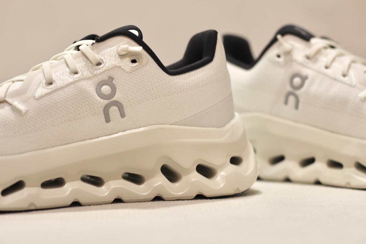 Cloud Tilt 1 W Pearl Ice