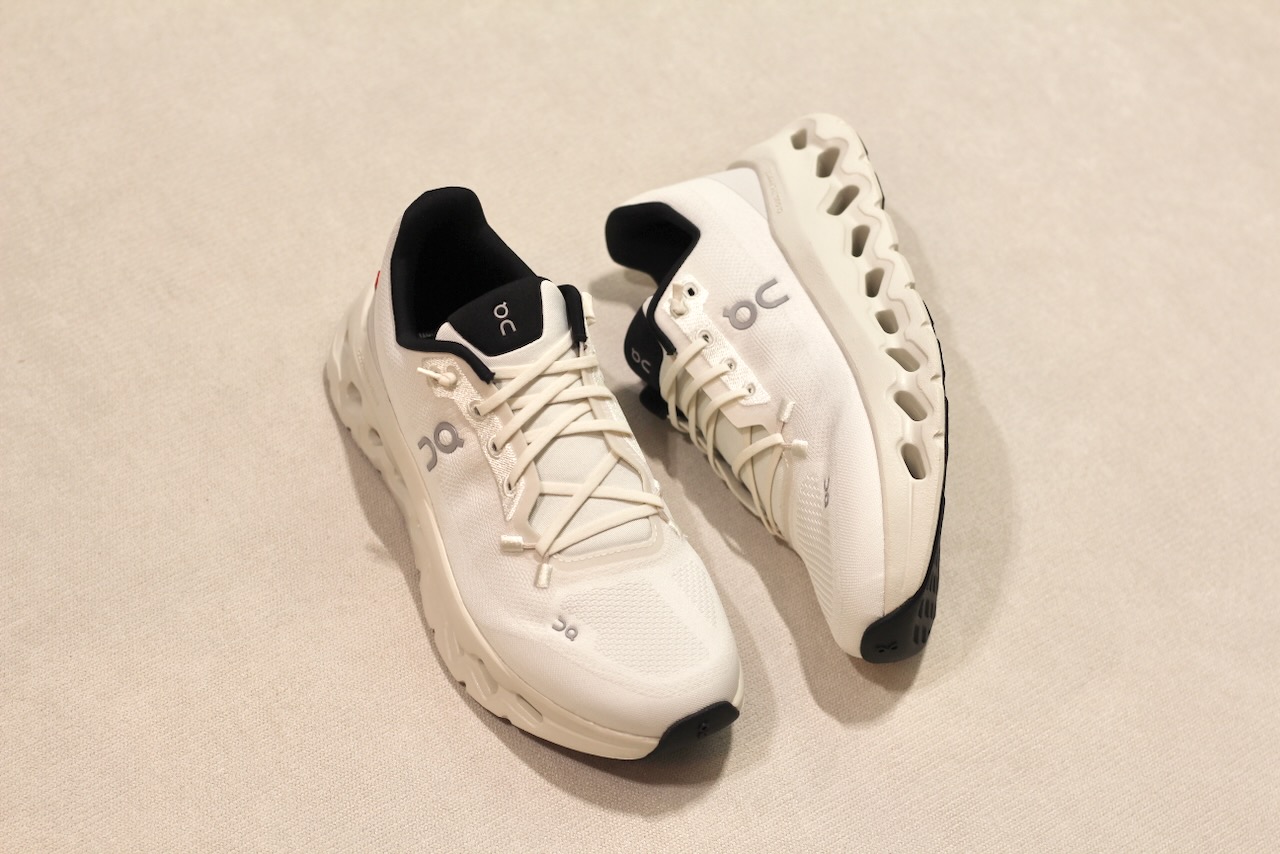 Cloud Tilt 1 W Pearl Ice