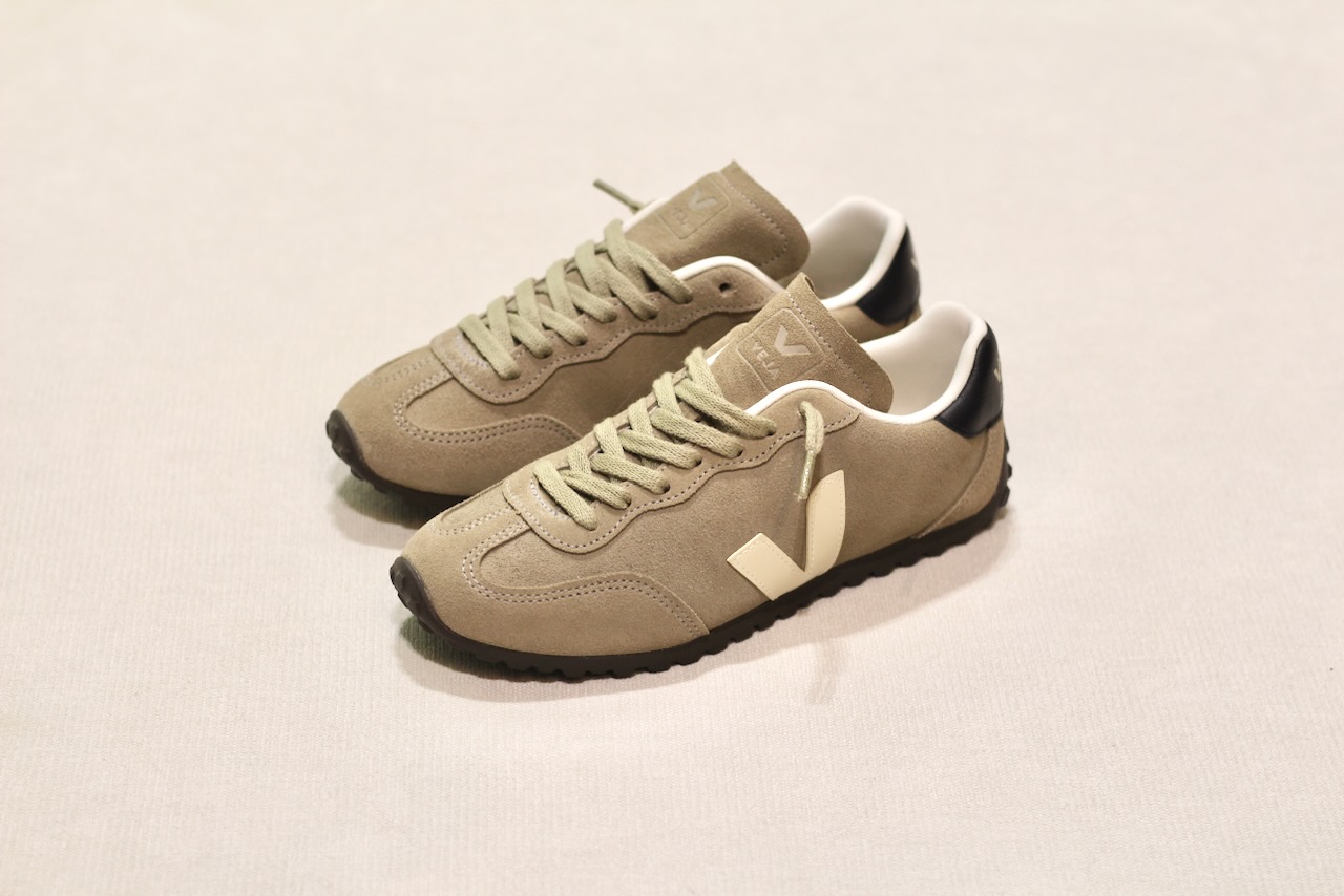 GT Suede Taupe Pierre