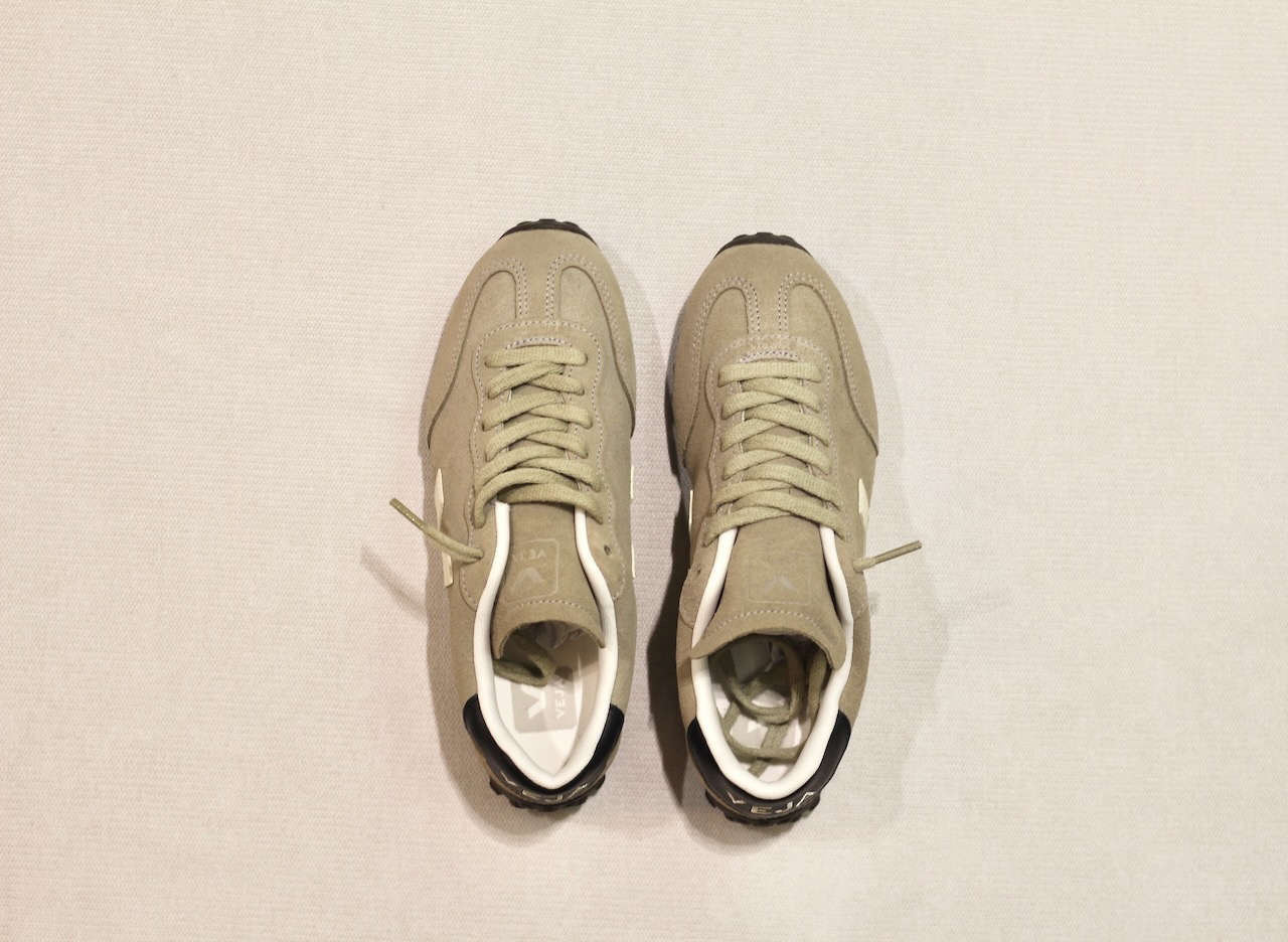 GT Suede Taupe Pierre
