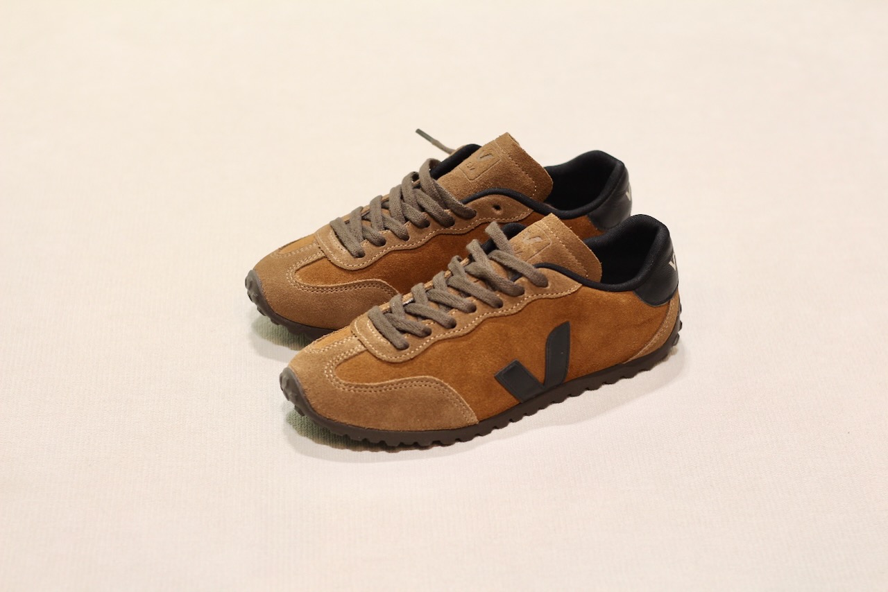GT Suede Cognac Black