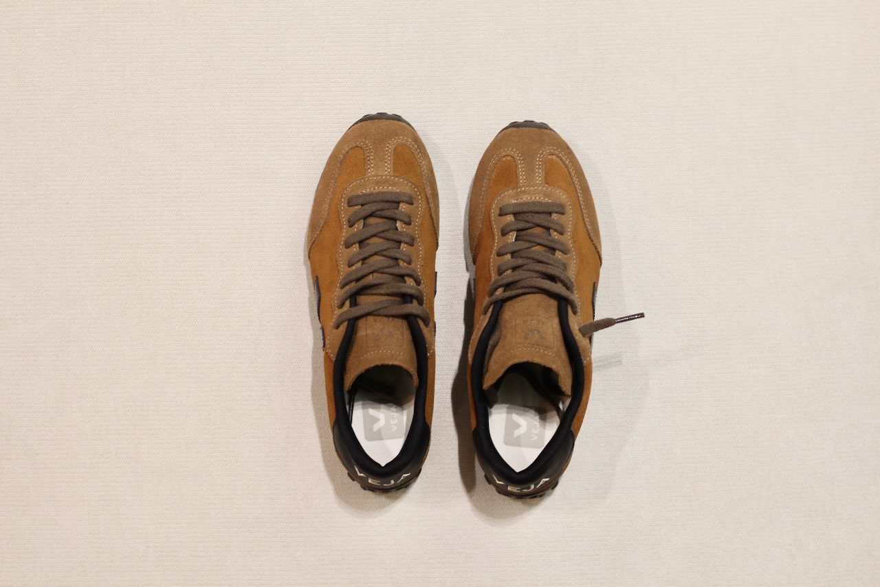 GT Suede Cognac Black
