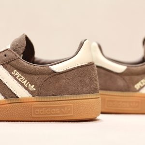 Handball Spezial  Earth Off-white Gum