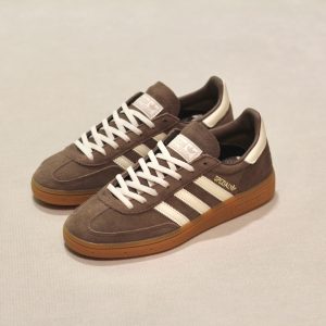 Handball Spezial  Earth Off-white Gum