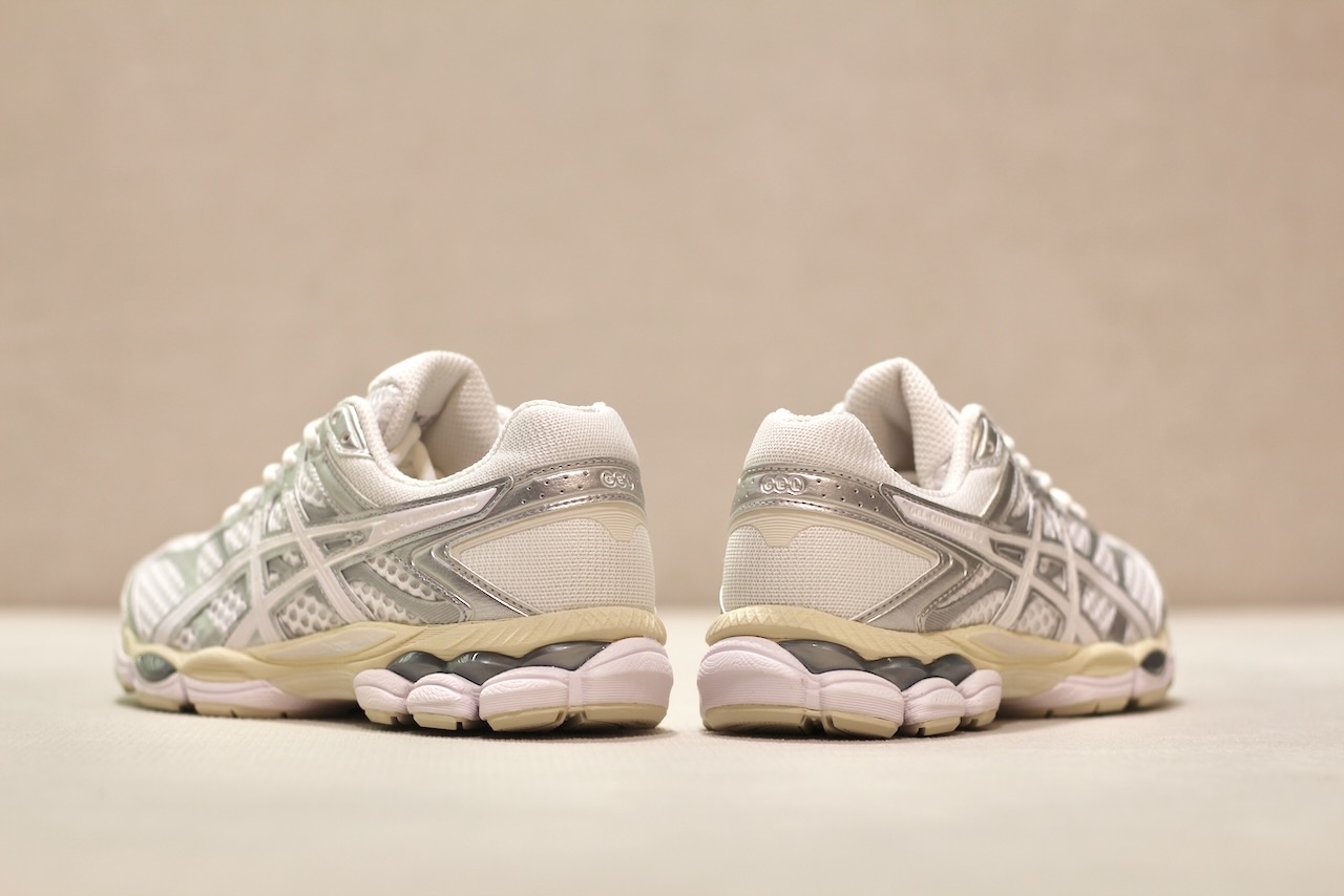 Gel Cumulus 16 White White