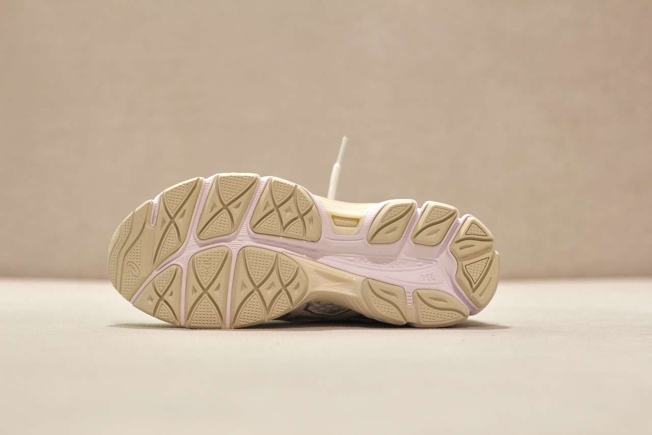 Gel Cumulus 16 White White