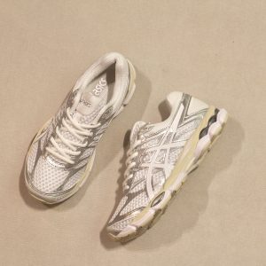 Gel Cumulus 16 White White