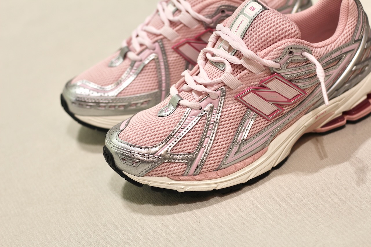 New Balance U1906 Pink Chalk Silver Metallic