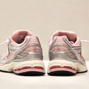 New Balance U1906  Pink Chalk Silver Metallic