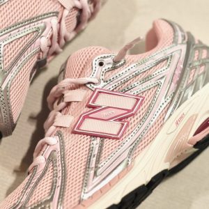 New Balance U1906  Pink Chalk Silver Metallic