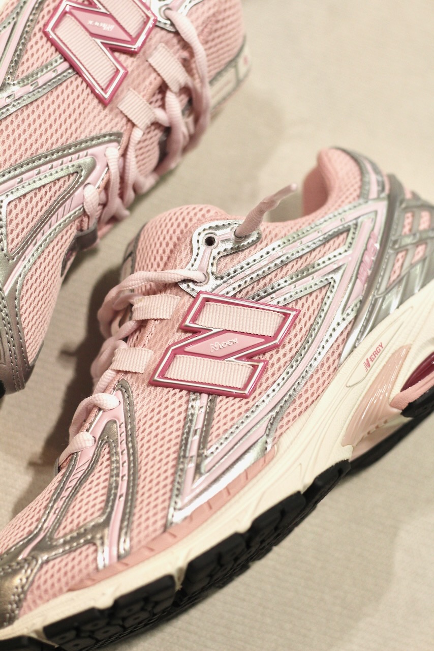 New Balance U1906 Pink Chalk Silver Metallic
