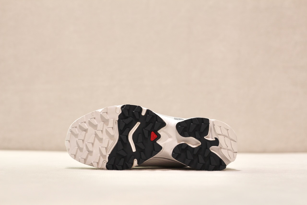 Salomon XT-4 OG White Ebony Lunar Rock