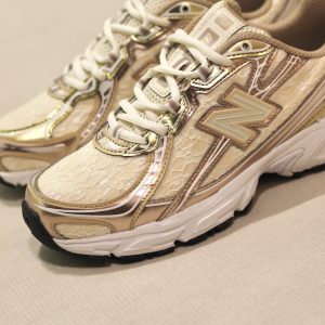 New Balance U740 7DS Sea Salt Silver Metallic