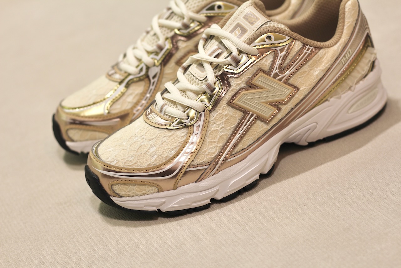 New Balance U740 7DS Sea Salt Silver Metallic