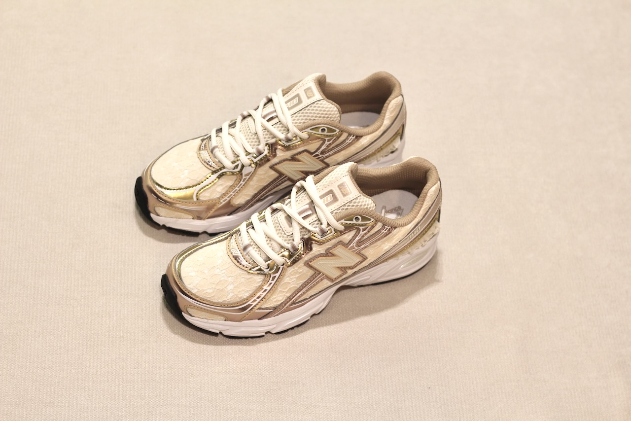 New Balance U740 7DS Sea Salt Silver Metallic