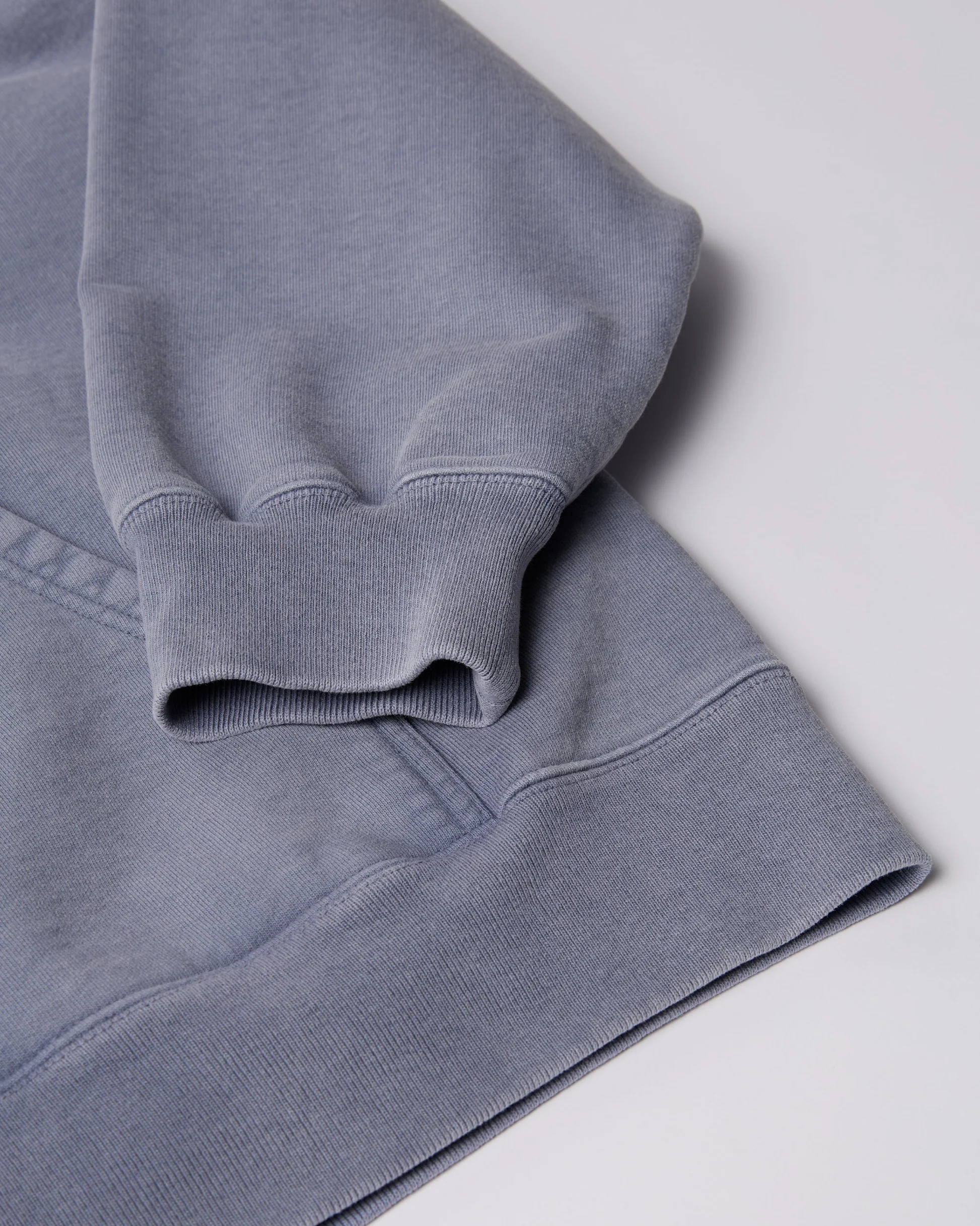 By Parra A Cross Bear Zip Hooded Sweat Blue