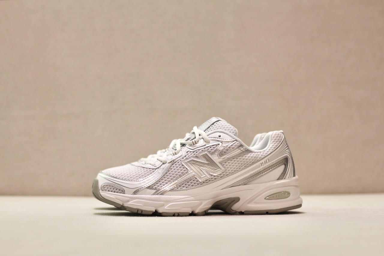 New Balance U740 WM2 White Silver Metallic Reflet