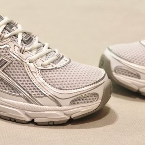 New Balance U740 WM2 White Silver Metallic Reflet