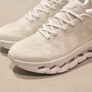 ON Cloudtilt Remix All White Everything