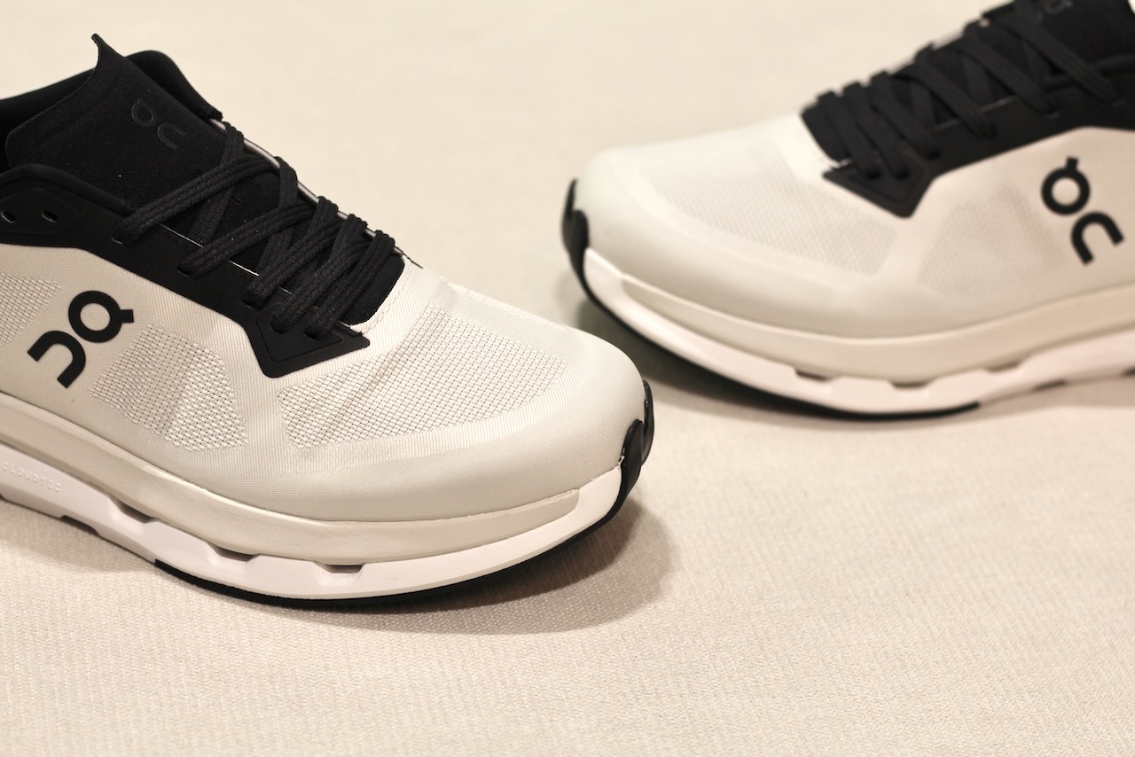 ON Cloudzone Ice Black