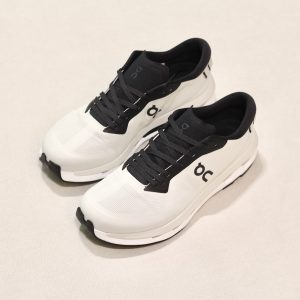 ON Cloudzone Ice Black