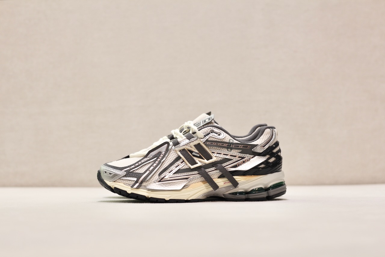 New Balance M1906 AD Silver Metalic Castlerock Redefined Future