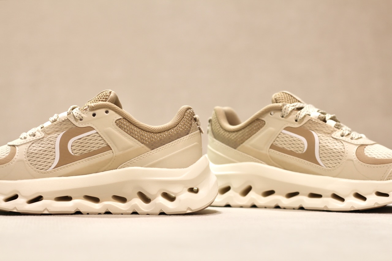 ON Cloudtilt Arc 1 Grain Ivory