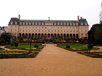 palais saint Georges
