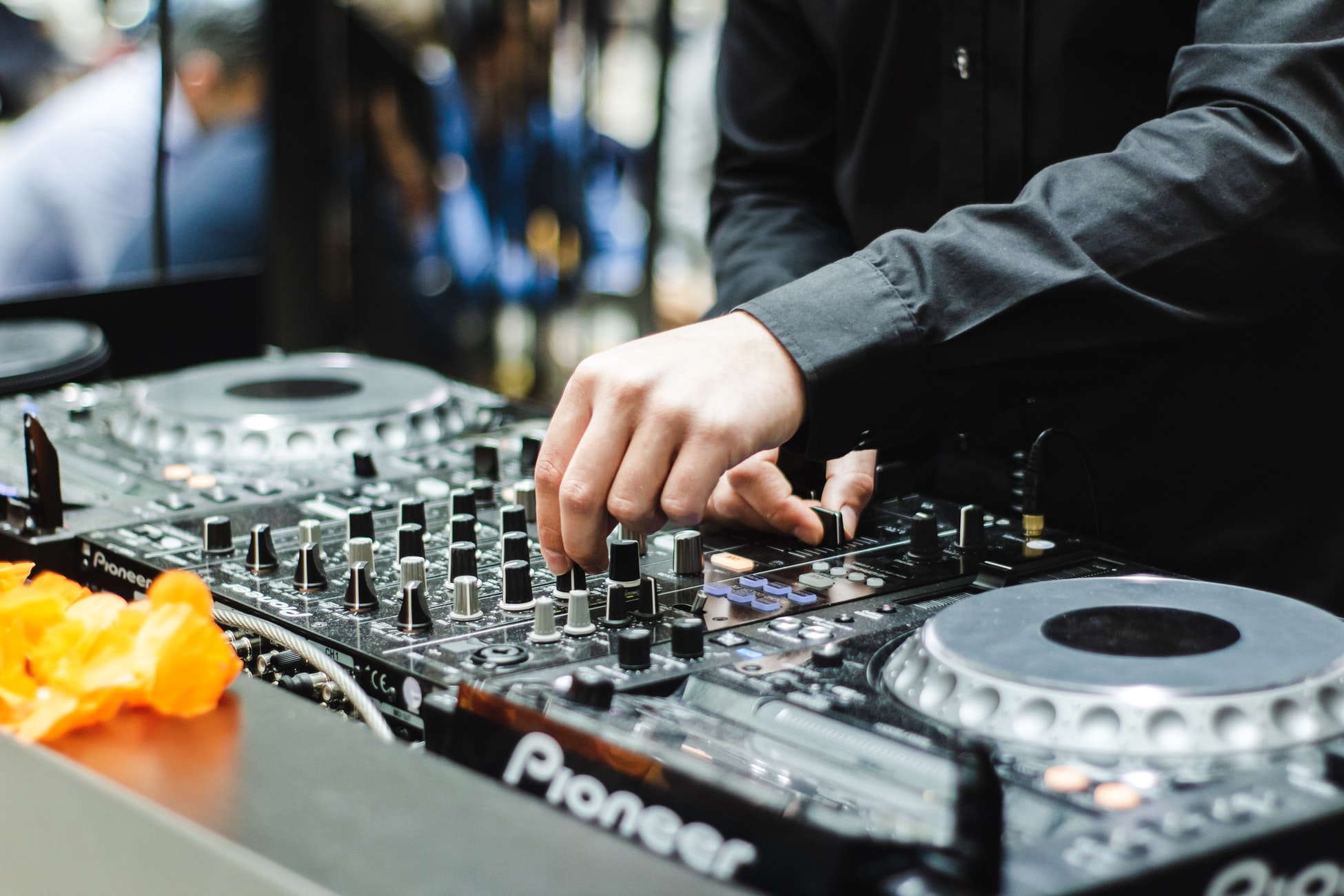 Platine DJ sieste électronique Toulouse
