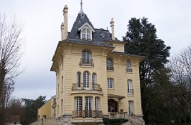 centre alzheimer la villa baucis à FONTAINEBLEAU