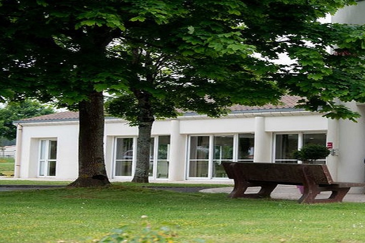 EHPAD EHPAD Le Logis du Val de Boivre Vouneuil sous Biard