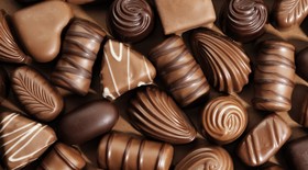 Chocolate-image-chocolate-36212107-1920-1061