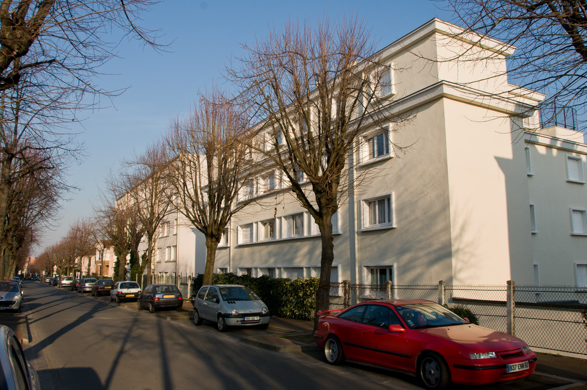 4 Rue Claude Bernard Issy Les Moulineaux Rue Claude-Bernard - Issy les Moulineaux / Thierry Dehesdin