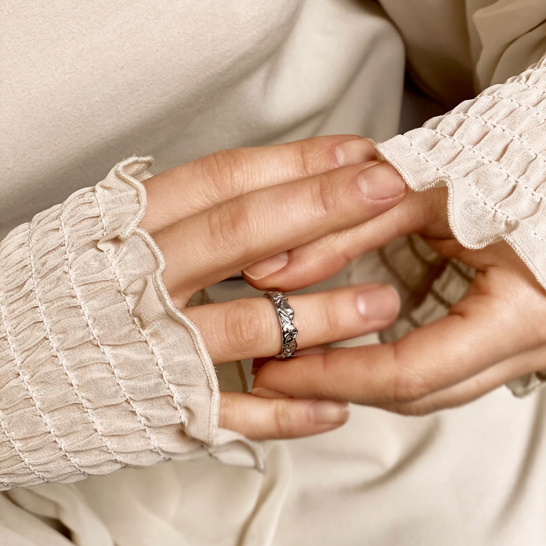 Peaks of Love - Image 5