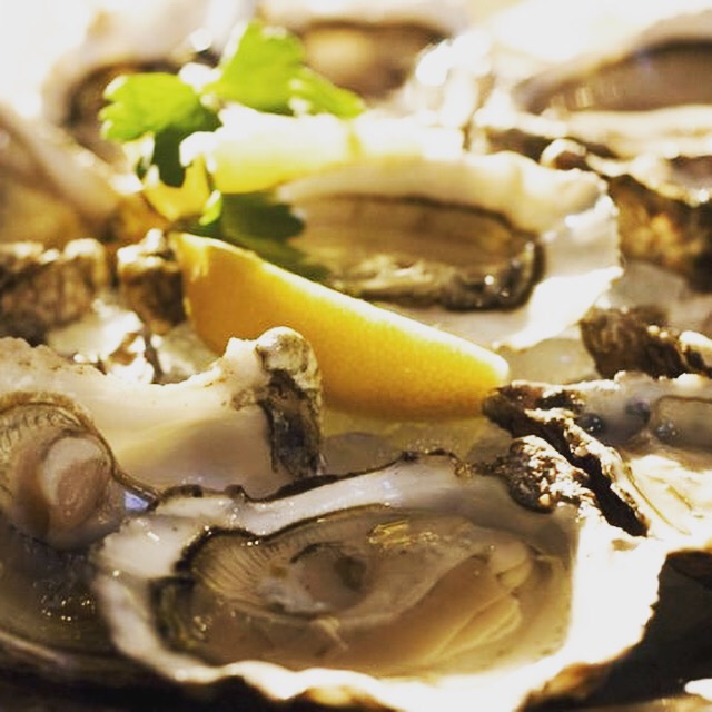 Huîtres à retirer, sur réservation uniquement les samedis.