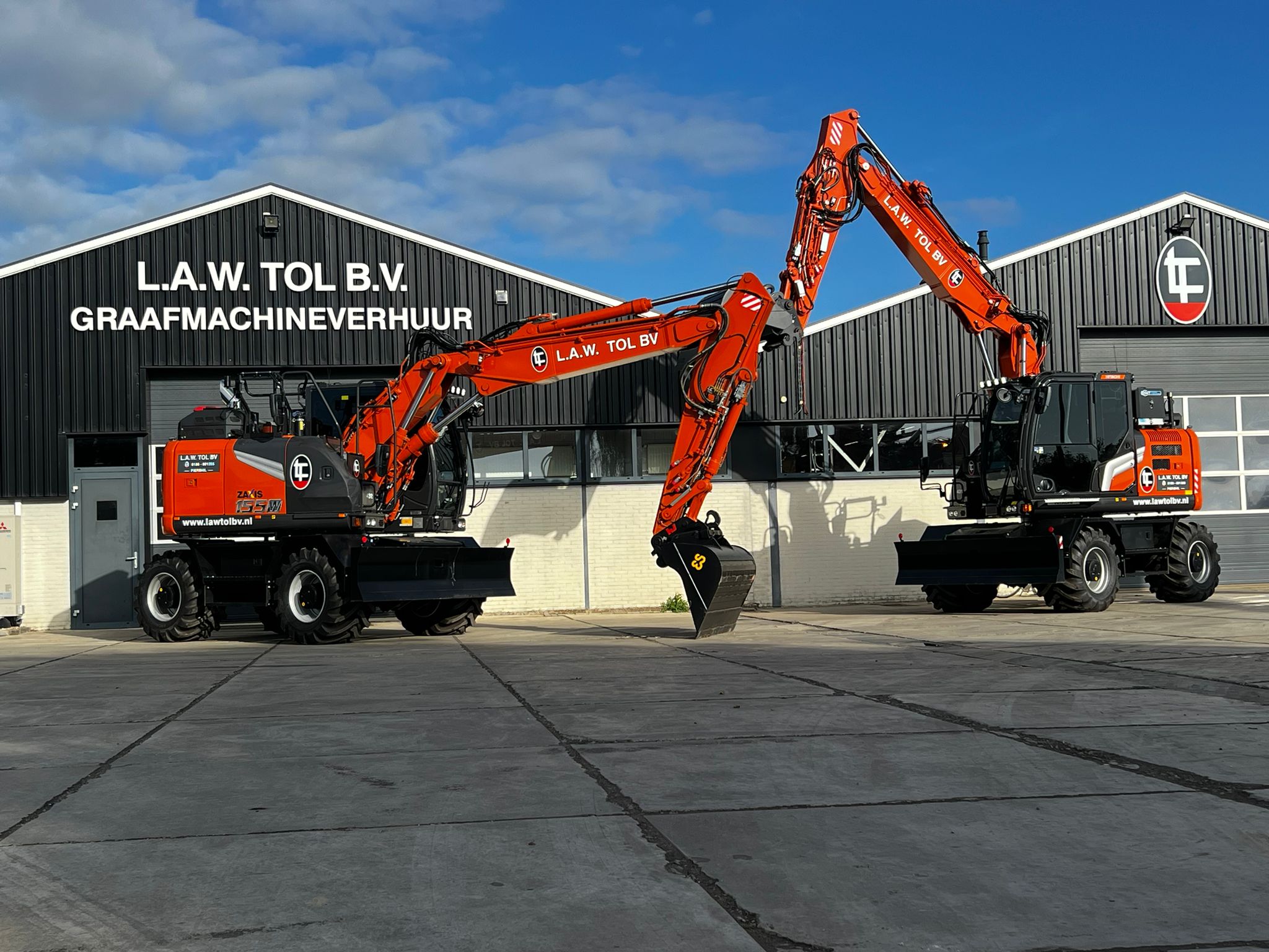 Hitachi ZX155W-7 mobiele kraan