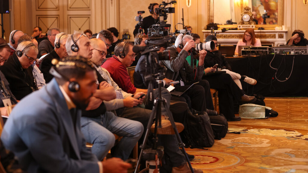 Conférence de presse de l'IBA, jeudi 16 novembre 2023 à l’Hotel Shangri-La Paris.