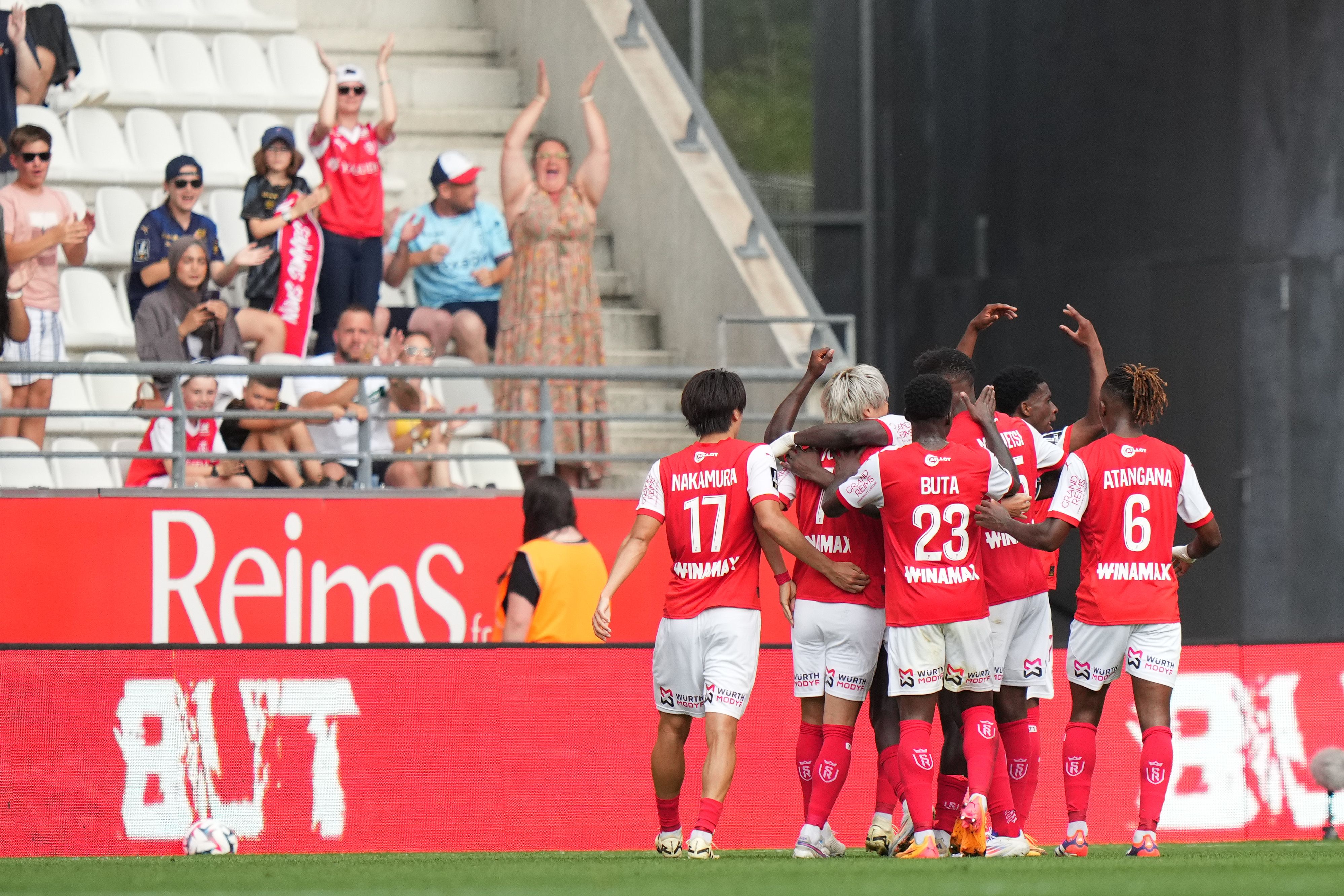 Ligue 1 : Saint-Etienne repris sur le fil par Reims - Le Parisien