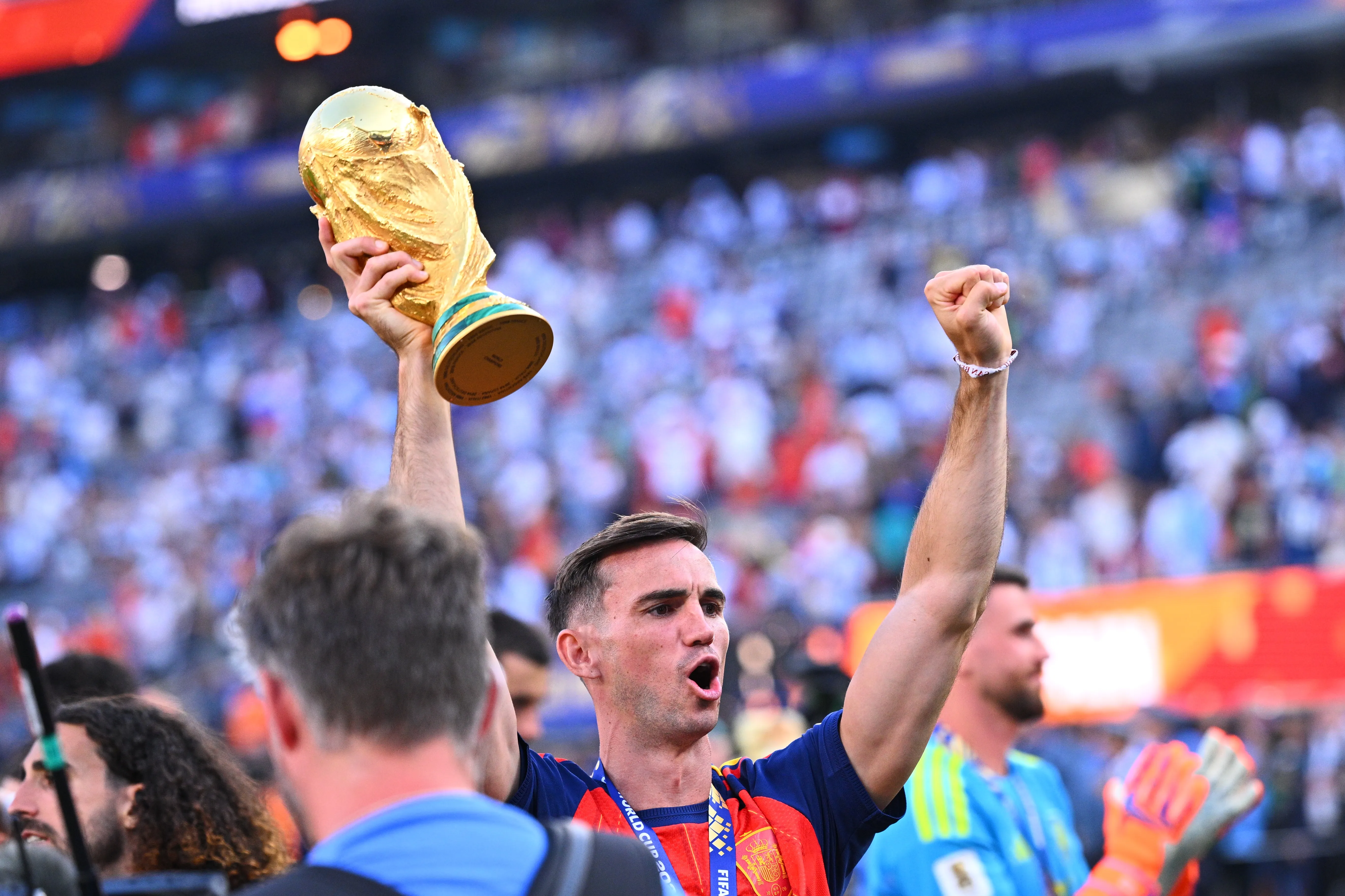 ICONSPORT_370409_1180.webp