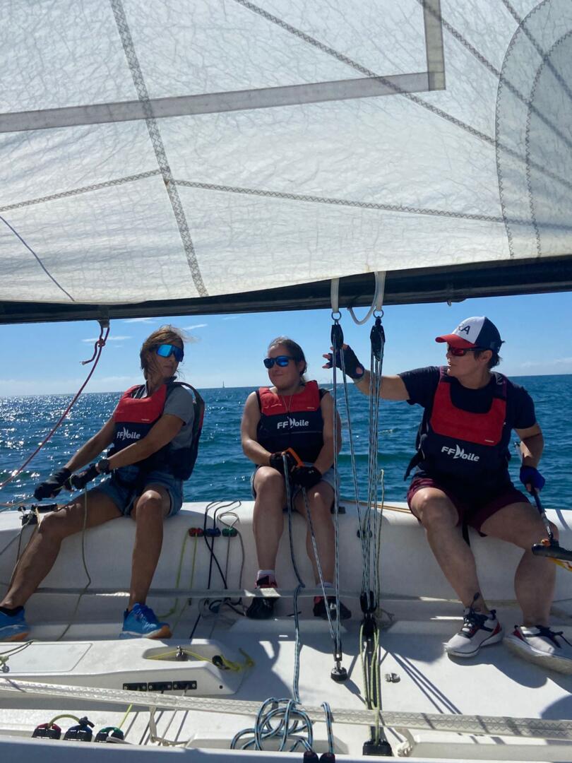 Les Est'Elles à l'entraînement à la Grande Motte