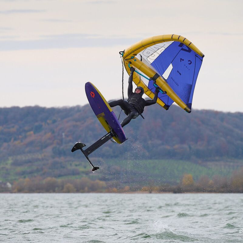 wingfoils sur le lac de Madine