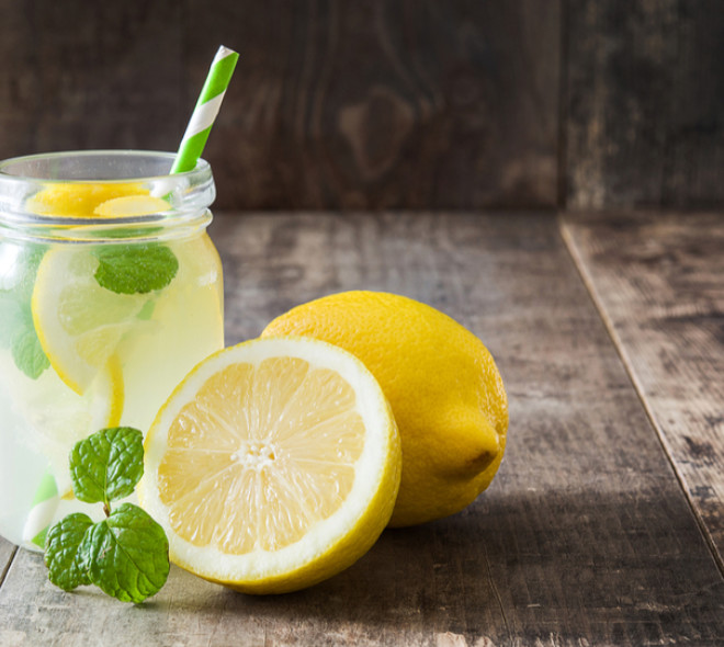 Buvez des jus et limonades 100% belges avec Misuko, Ritchie et Simone